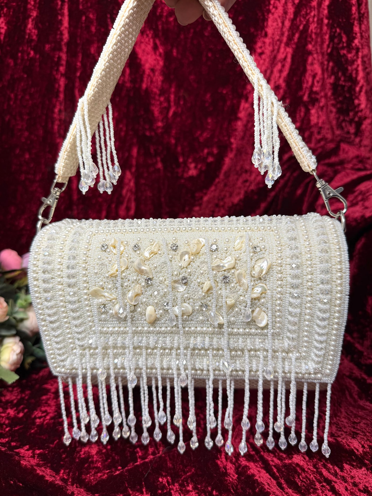 Divine Pearl Tassel Clutch