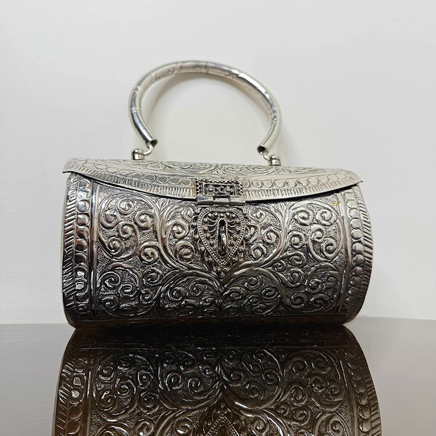 Silver Cylin Metal Bag