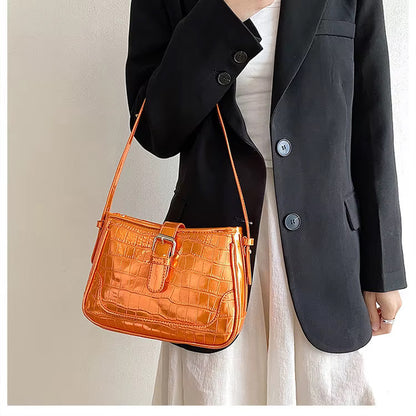 Crocluv Orange bag
