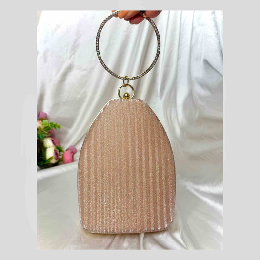 RINGSTRAP CLUTCH