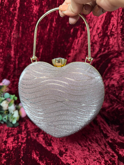 Clutch heart bag