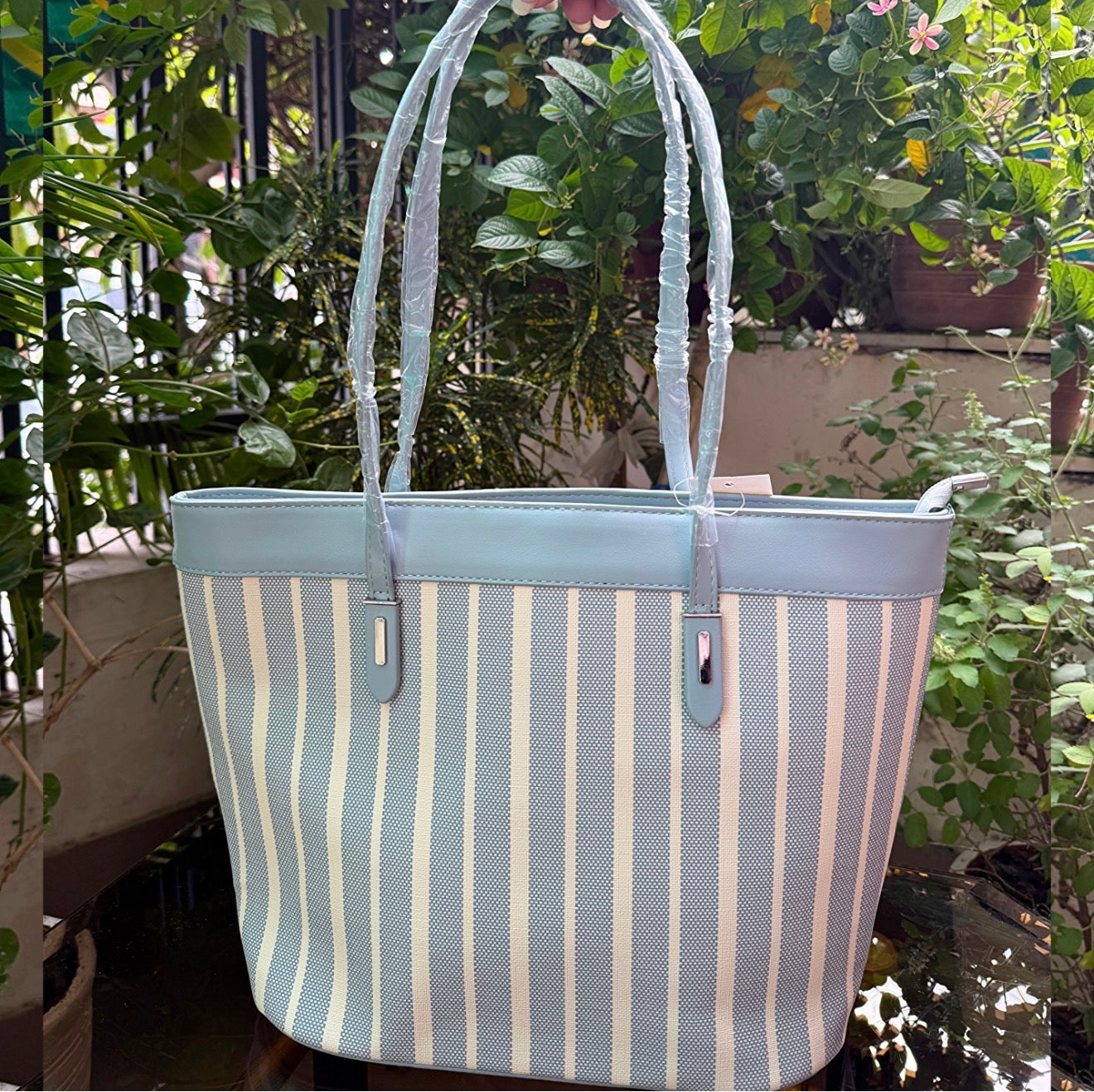 Beachshine Tote bag