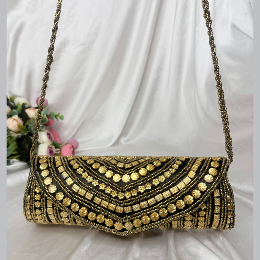 Black beauty sling