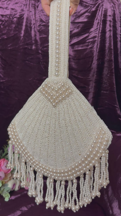 TRIA WhiteGrace Tassel Potli